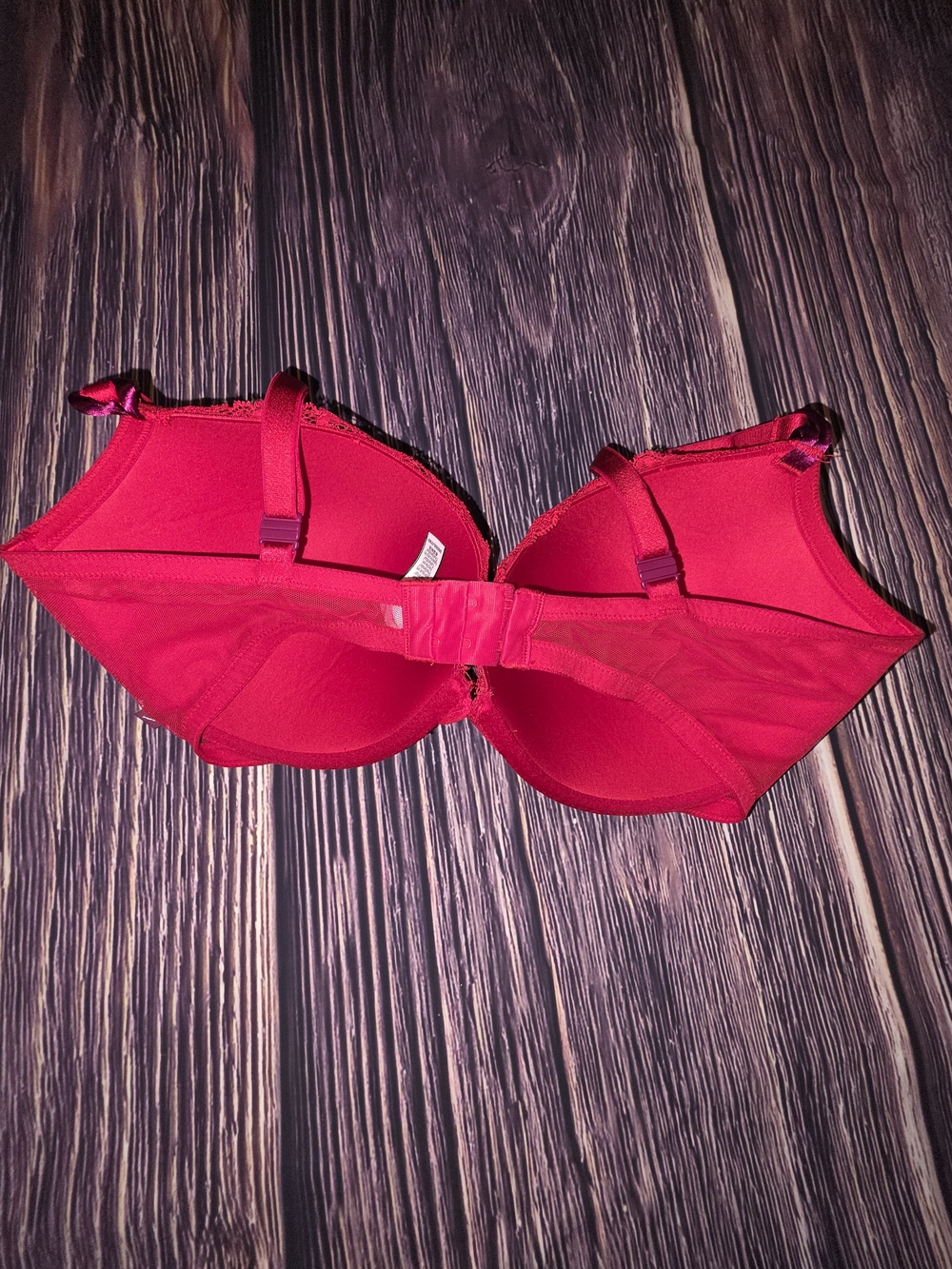 Victoria's Secret Red Lace Push-Up Bra - Picture 2 of 4